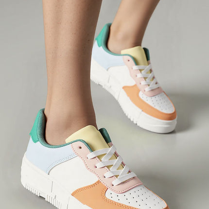  Sport Shoes model 210206 Inello 