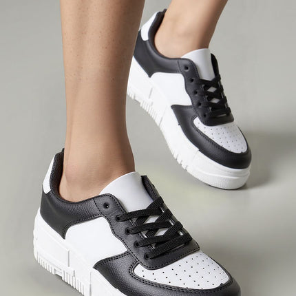  Sport Shoes model 210208 Inello 