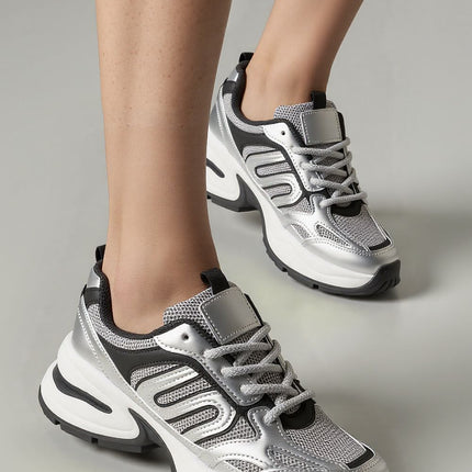  Sport Shoes model 210209 Inello 
