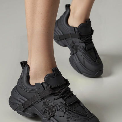  Sport Shoes model 210225 Inello 