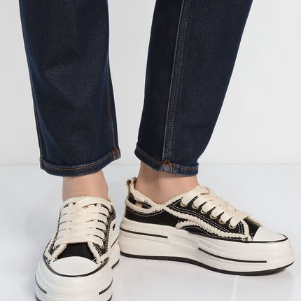  Sport Shoes model 210238 Inello 