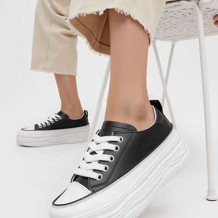  Sport Shoes model 210272 Inello 