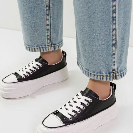  Sport Shoes model 210272 Inello 