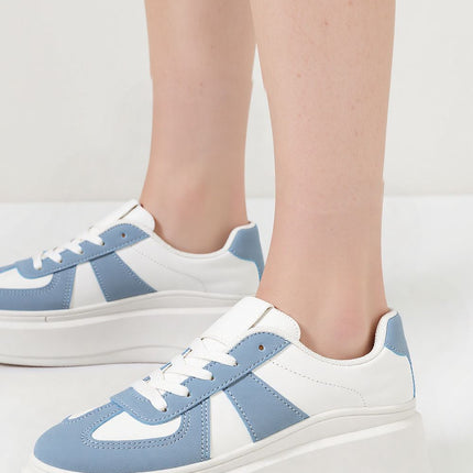  Sport Shoes model 210329 Inello 