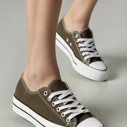  Sneakers model 210348 Inello 