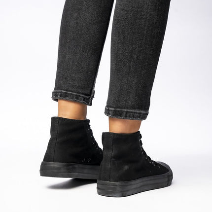  Sneakers model 210567 Inello 