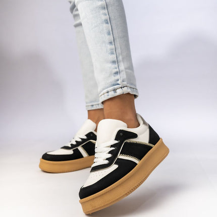  Sneakers model 210573 Inello 