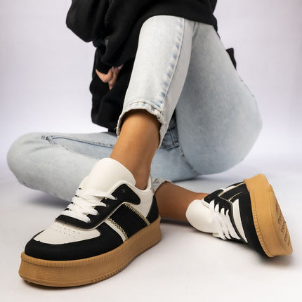  Sneakers model 210573 Inello 