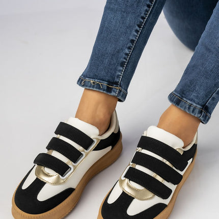  Sneakers model 210609 Inello 