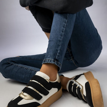  Sneakers model 210609 Inello 
