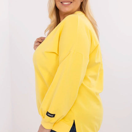  Plus size sweatshirt model 211734 Relevance 