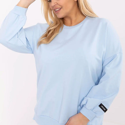  Plus size sweatshirt model 211735 Relevance 