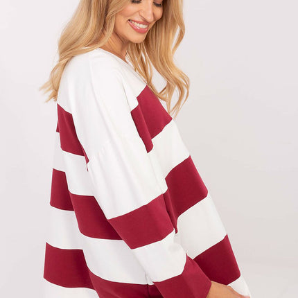  Sweatshirt model 217029 Relevance 