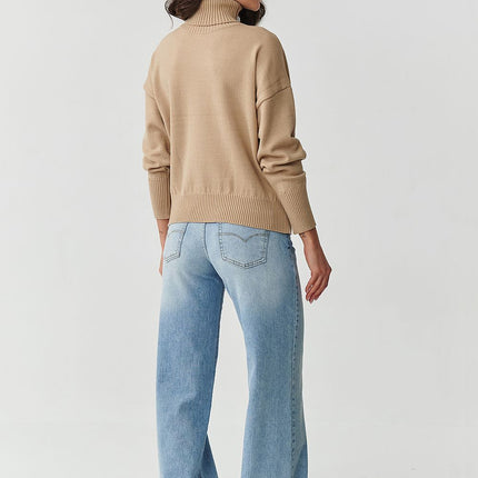  Turtleneck model 217392 Makadamia 