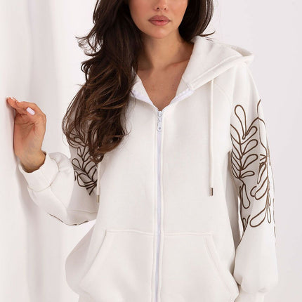  Sweatshirt model 218249 Relevance 