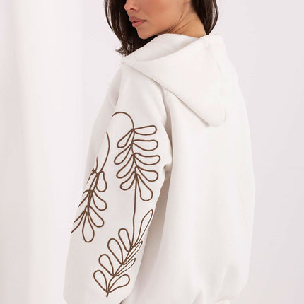  Sweatshirt model 218249 Relevance 