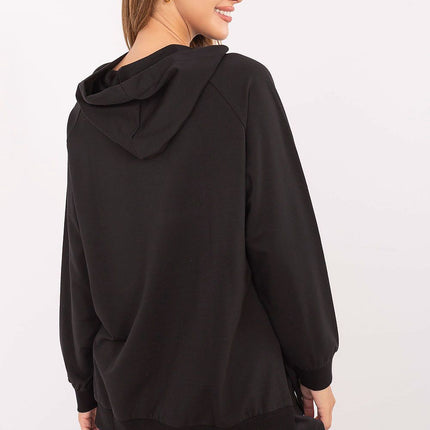 Sweatshirt model 218622 Relevance 