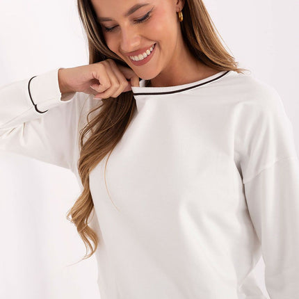  Sweatshirt model 218823 Relevance 