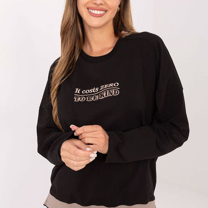  Sweatshirt model 219441 Relevance 