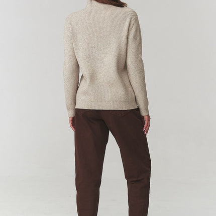  Turtleneck model 220775 Makadamia 