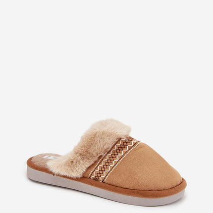  Slippers model 221487 Step in style 