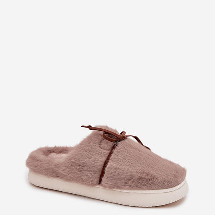  Slippers model 221508 Step in style 