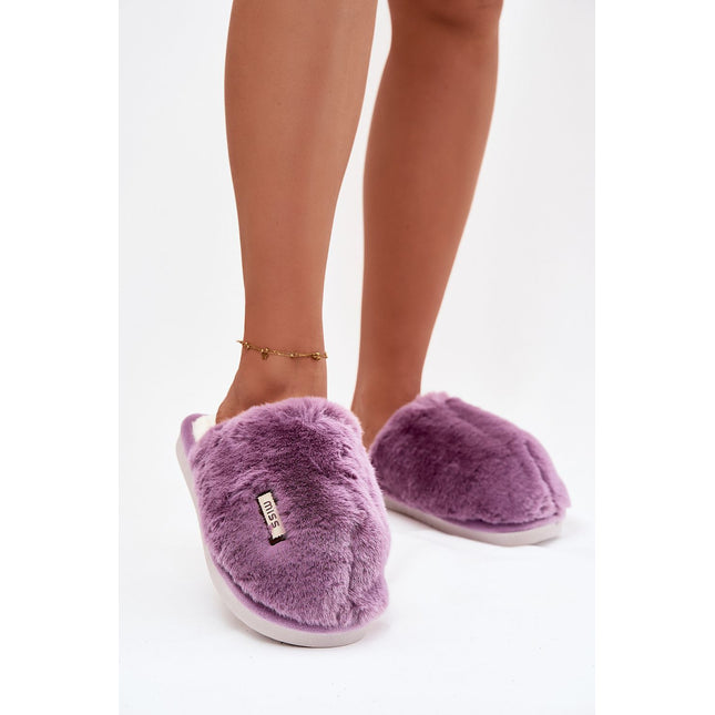  Slippers model 222285 Step in style 
