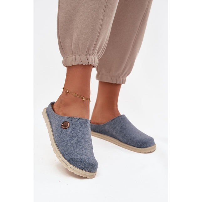  Slippers model 222293 Step in style 