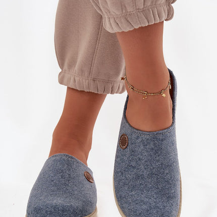  Slippers model 222293 Step in style 