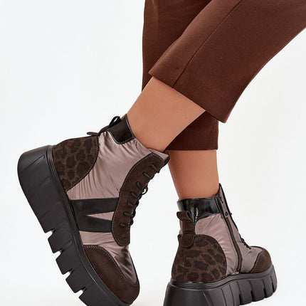  Platform boots model 222521 Step in style 