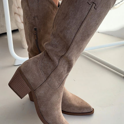  Heel boots model 222529 Step in style 