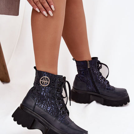  Platform boots model 222950 Step in style 
