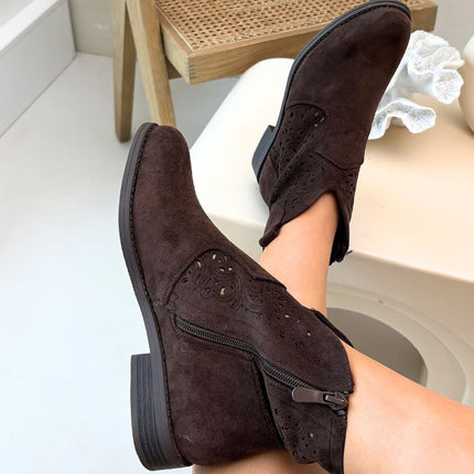  Boots model 224431 Step in style 
