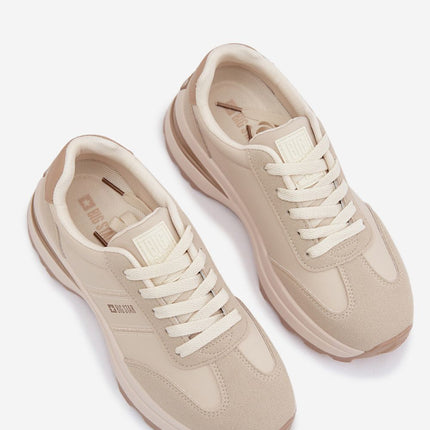  Sport Shoes model 224715 Step in style 