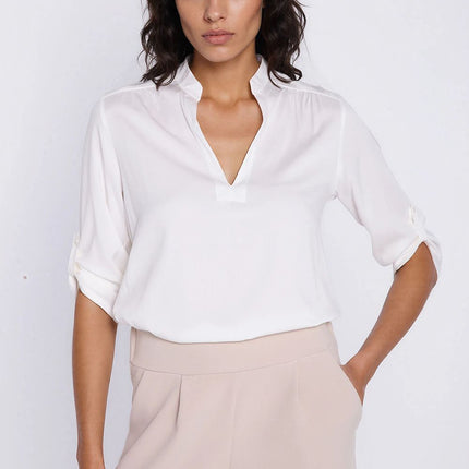  Blouse model 225831 Nife 