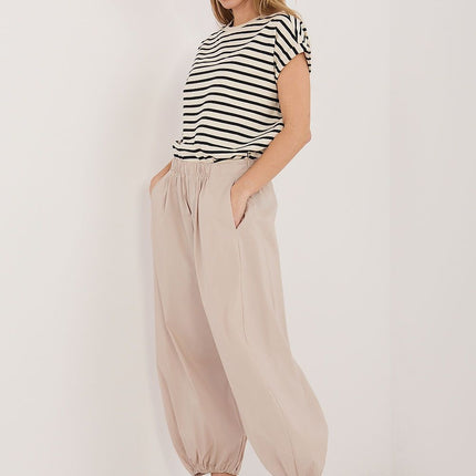 Women trousers model 225860 Rue Paris 
