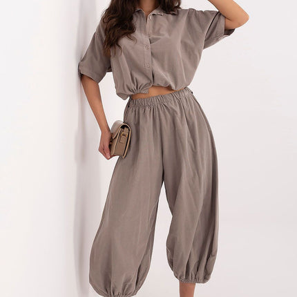  corduroy trousers model 226227 Italy Moda 