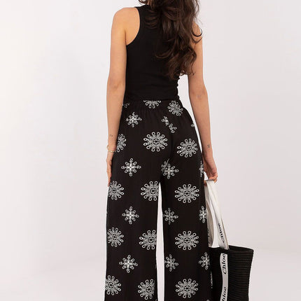  Women trousers model 226629 Italy Moda 