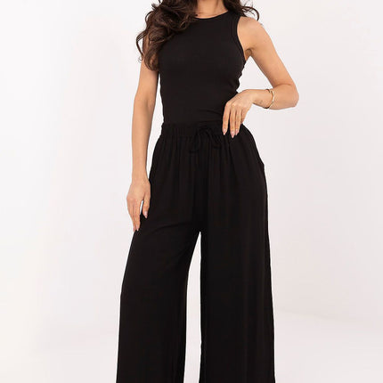  Women trousers model 226644 Italy Moda 