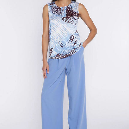  Women trousers model 227149 Nife 