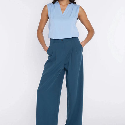  Women trousers model 227150 Nife 