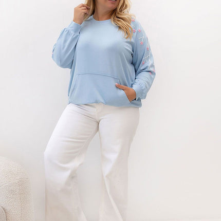  Plus size sweatshirt model 228059 Relevance 