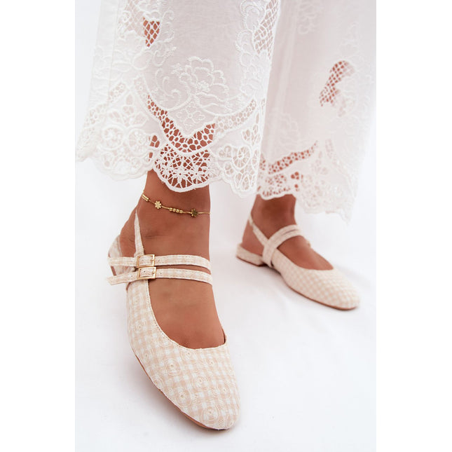  Sandals model 228778 Step in style 