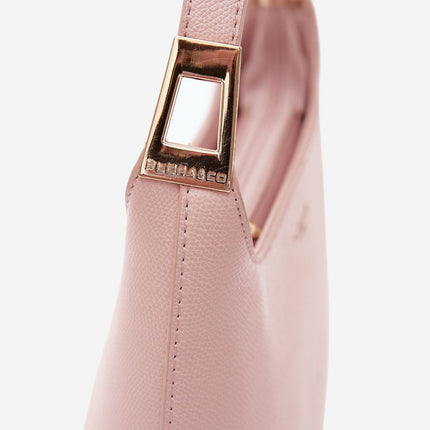  Everyday handbag model 230372 Step in style 