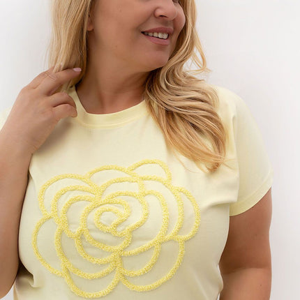  Plus size T-shirt model 230449 Relevance 
