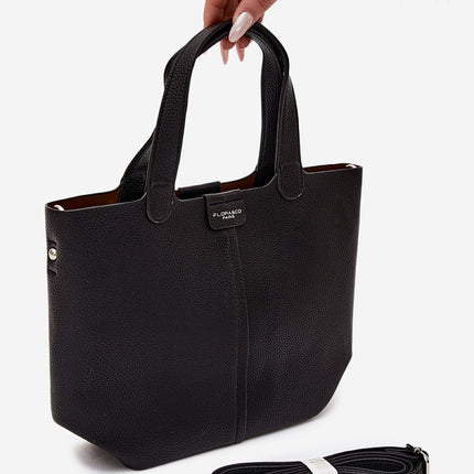  Everyday handbag model 230535 Step in style 
