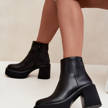  Platform boots model 230924 Step in style 