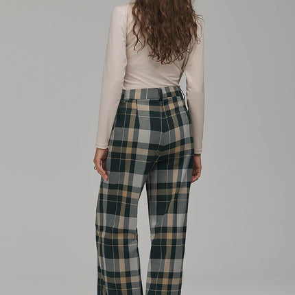  Women trousers model 231342 Nife 