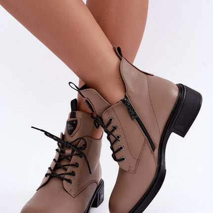  Boots model 231610 Step in style 