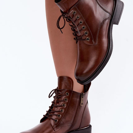  Boots model 231800 Step in style 